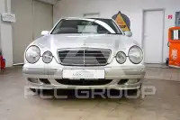 2001 Mercedes Benz E 200