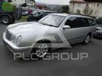 2001 Mercedes Benz E 220