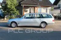 2001 Mercedes Benz E 220