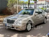 2001 Mercedes Benz E 220