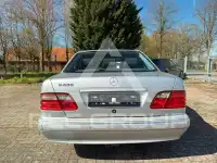 2001 Mercedes Benz E 240