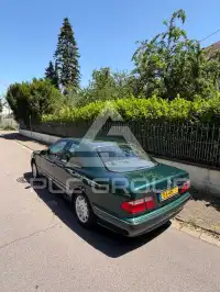 2001 Mercedes Benz E 270