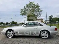 2001 Mercedes Benz SL 320