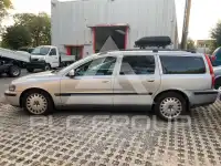 2001 Volvo V70