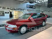 2001 Volvo V40