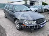 2001 Volvo V40