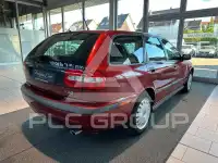 2001 Volvo V40