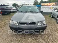 2001 Volvo V40