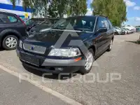 2001 Volvo V40