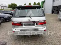 2001 Toyota PREVIA