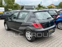 2001 Peugeot 307