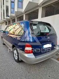 2001 KIA Carnival