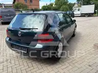 2001 Volkswagen GOLF