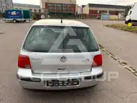 2001 Volkswagen GOLF