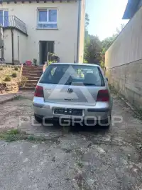 2001 Volkswagen GOLF