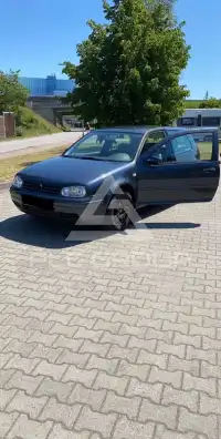 2001 Volkswagen GOLF
