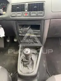 2001 Volkswagen GOLF