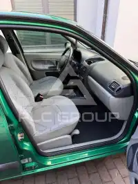 2001 Renault Clio