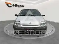 2001 Renault Clio