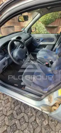 2001 Renault Clio