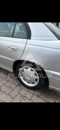 2001 Opel Omega