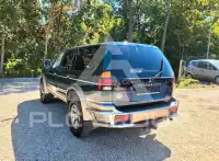 2002 Mitsubishi PAJARO