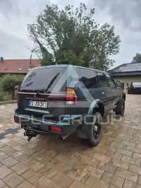 2002 Mitsubishi PAJARO