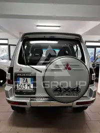 2002 Mitsubishi PAJARO