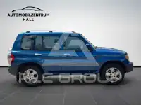 2002 Mitsubishi PAJARO