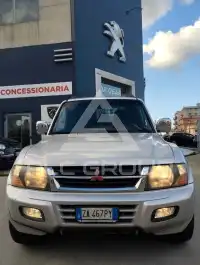 2002 Mitsubishi PAJARO