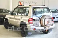 2002 Mitsubishi PAJARO