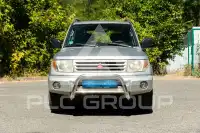 2002 Mitsubishi PAJARO