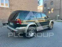 2002 Mitsubishi PAJARO