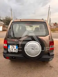 2002 Mitsubishi PAJARO