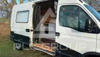 2002 Nissan Interstar
