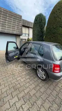 2002 Nissan MICRA