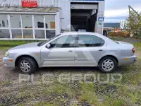 2002 Nissan MAXIMA