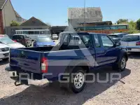 2002 Nissan Navara