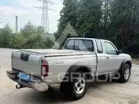 2002 Nissan Navara