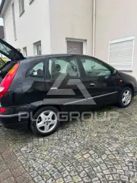 2002 Nissan ALMERA TINO