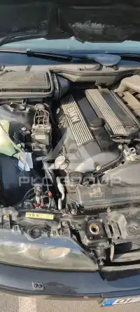 2002 BMW 530