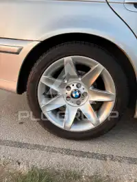 2002 BMW 525