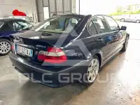 2002 BMW 320