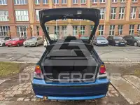 2002 BMW 320
