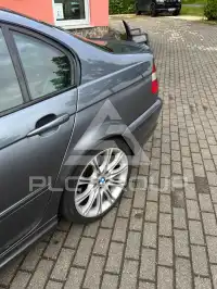 2003 BMW 320