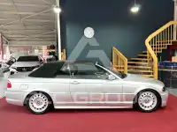 2002 BMW 330