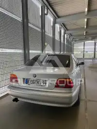 2002 BMW 520