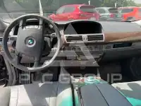 2002 BMW 735