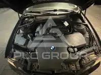 2002 BMW 318