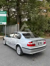 2002 BMW 318